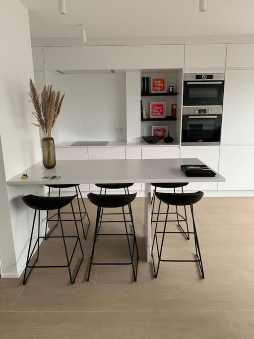 Beautiful Penthouse At 5Min Of Albert Place Knokke-Le-Zoute Extérieur photo